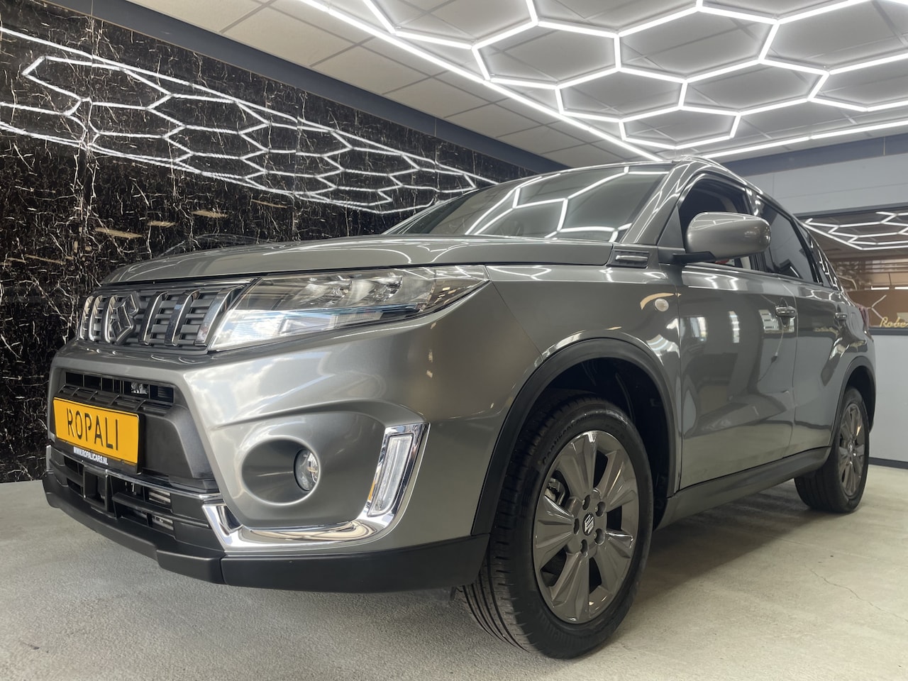 Suzuki Vitara - 1.4 Boosterjet Style Smart Hybrid AllGrip 1.4 Boosterjet Style Smart Hybrid AllGrip - AutoWereld.nl