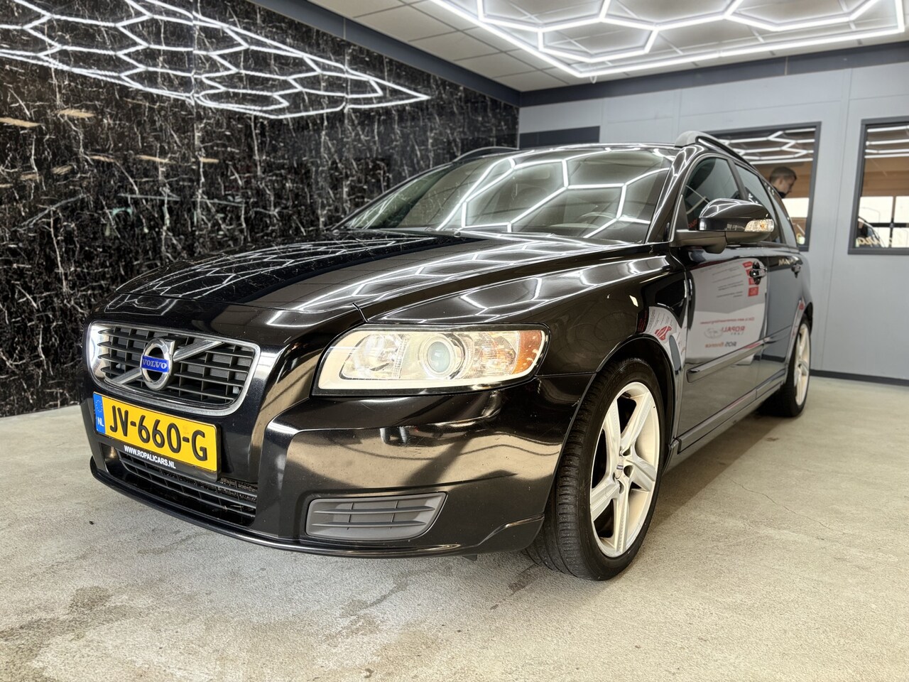 Volvo V50 - 1.6 D2 S/S Summum motor 100000 gelopen papieren aanwezig ! - AutoWereld.nl