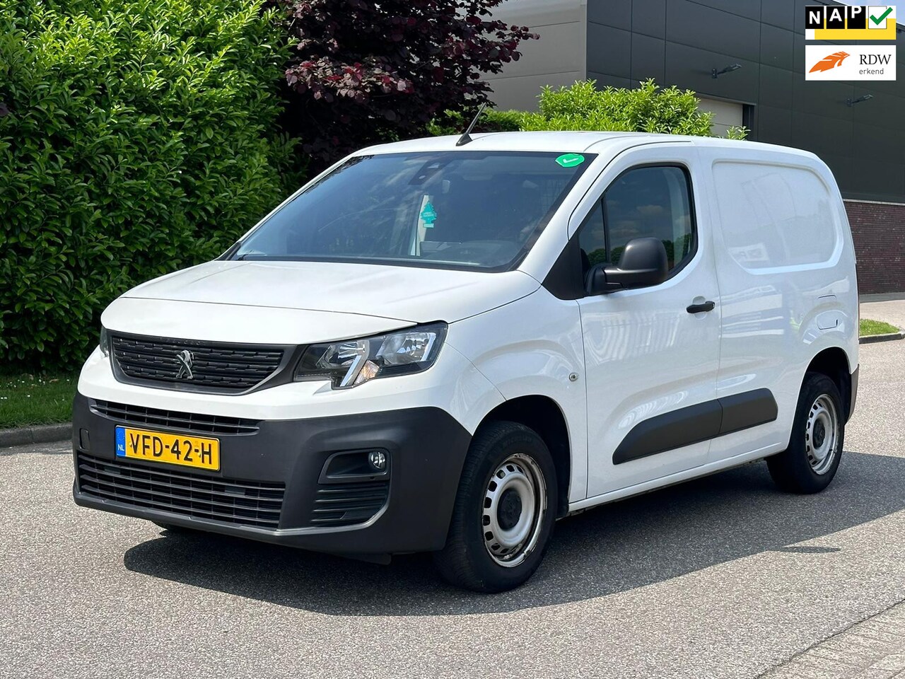 Peugeot Partner - 1.5 BlueHDI Premium Apple Carplay/Android*Cruise*Airco*NAP*Dealer onderhouden*Parkeersenso - AutoWereld.nl