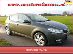 Kia Cee'd - 1.4 CVVT X-ecutive 2010, auto start/stop VOL