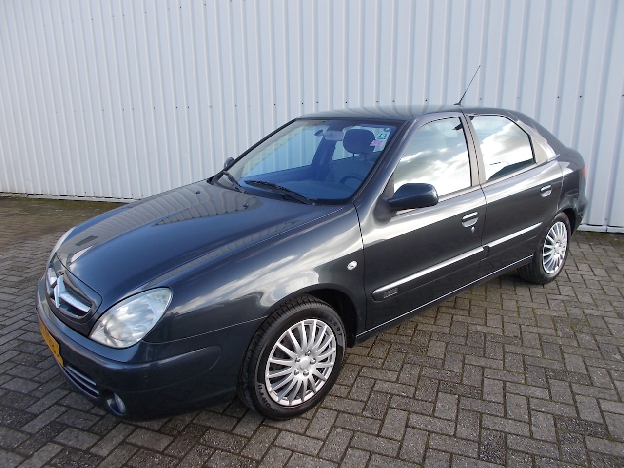 Citroën Xsara - 1.6i-16V Différence 2 1.6I-16V DIFFÉRENCE 2 ( GEEN APK!! ) - AutoWereld.nl