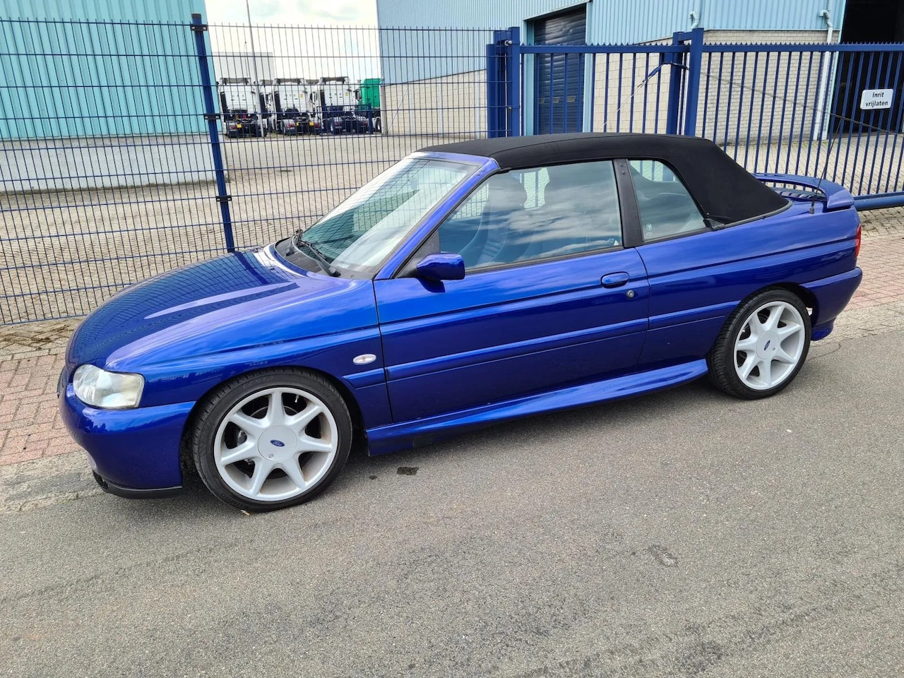 Ford Escort Cabrio - 1.8 XR3i *137.892 KM*AIRCO*UNIEK*ZEER MOOI - AutoWereld.nl