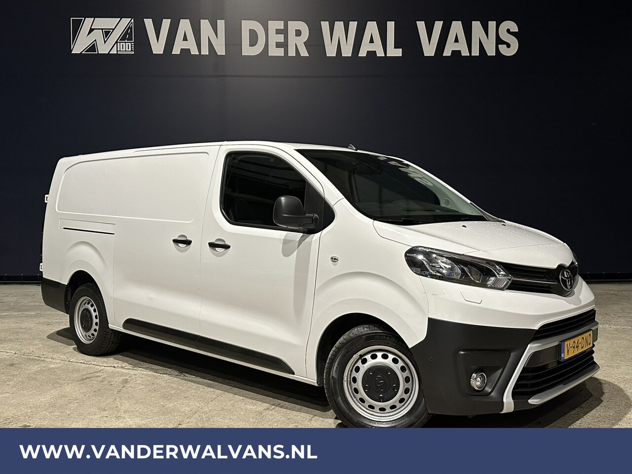 Toyota ProAce - 2.0 D-4D 123pk L3H1 XL Euro6 Airco | Camera | Apple Carplay | Android Auto Cruisecontrol, - AutoWereld.nl