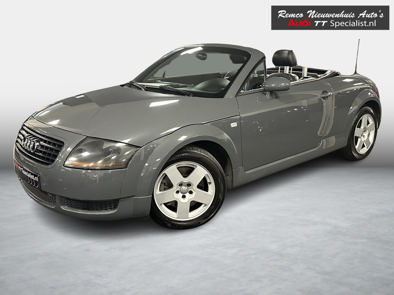 Audi TT Roadster - 1.8 5V Turbo 180PK NL Auto Nimbusgrijs - AutoWereld.nl