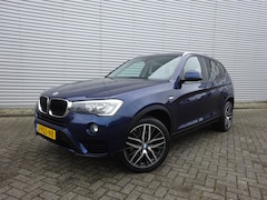 BMW X3 - sDrive18d Executive Automaat Navi / Leer / Lm velgen