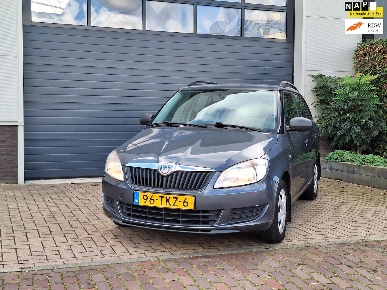 Skoda Fabia Combi - 1.2-12V Fresh | Airco | - AutoWereld.nl