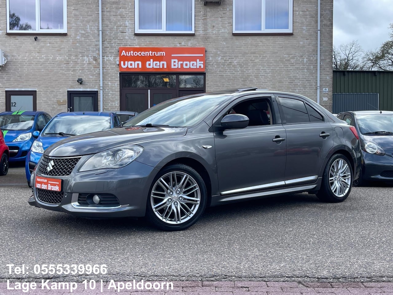 Suzuki Kizashi - 2.4 Sport Automaat Xenon Panorama Leder Keyless Go Memory Stoelen Climate Cruise Ctr Lmv A - AutoWereld.nl