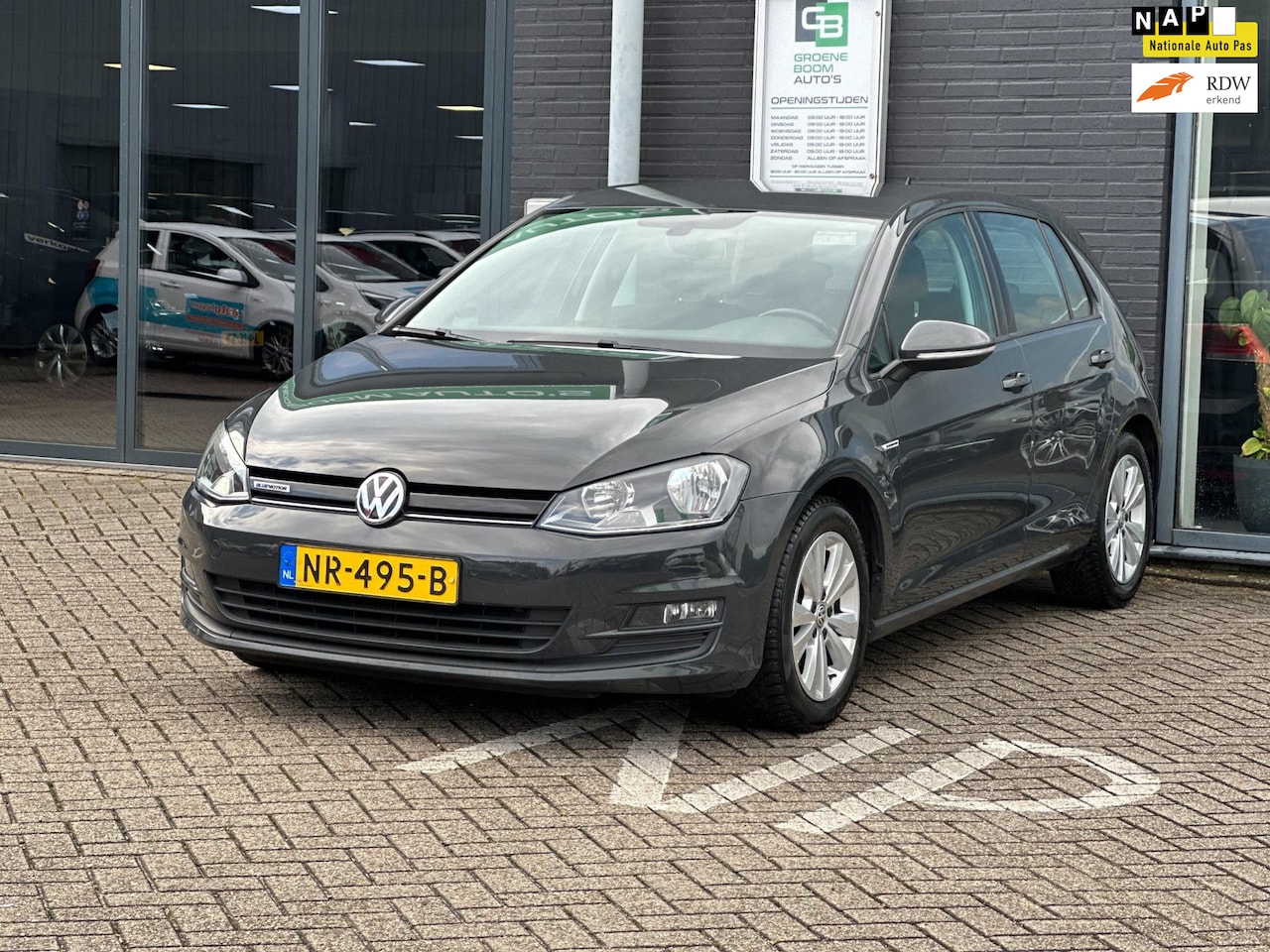 Volkswagen Golf - 1.0 TSI Comfortline/2E EIG/PARKEERSENSOR/NL-AUTO NAP!! - AutoWereld.nl