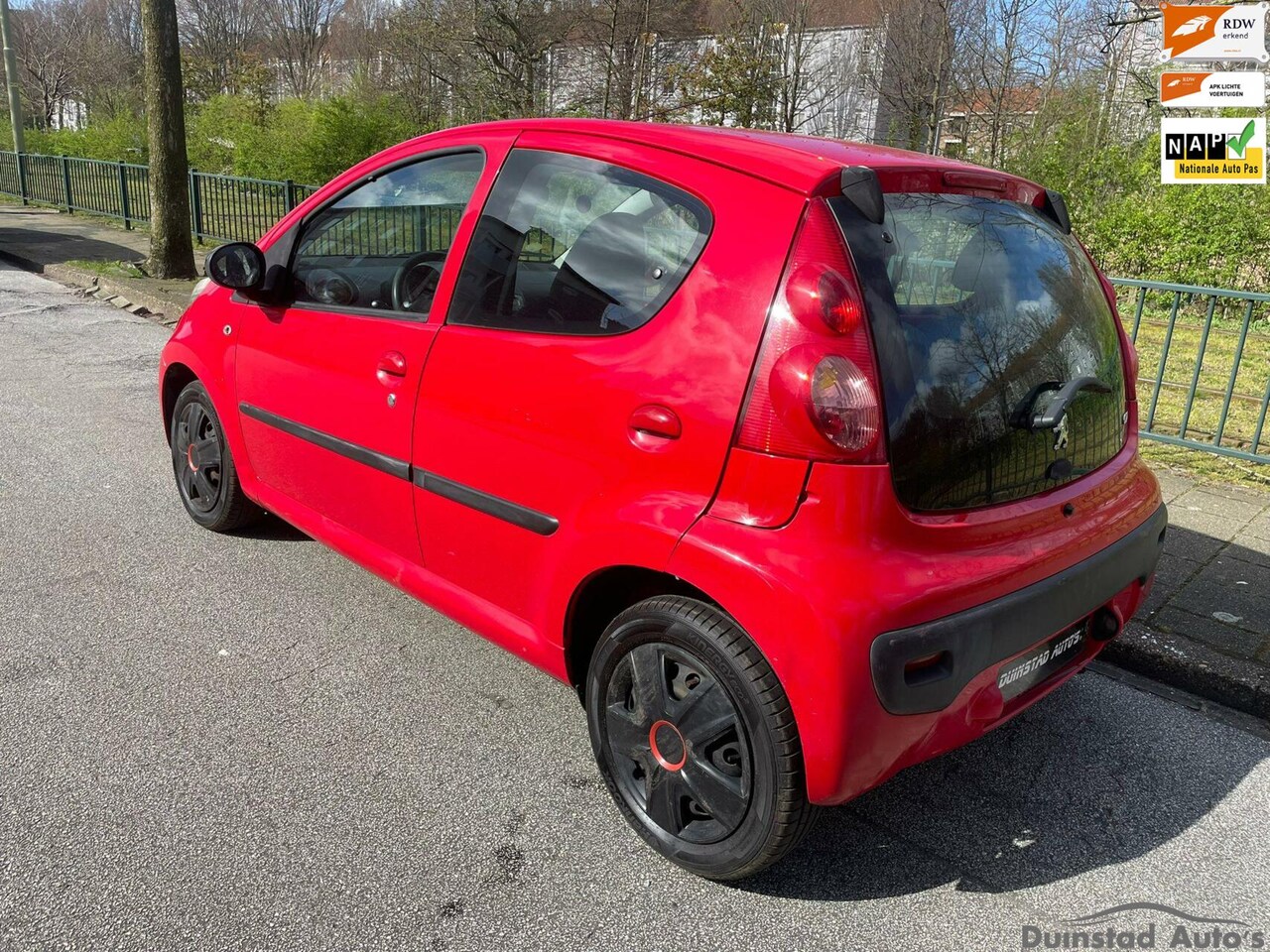 Peugeot 107 - 1.0-12V XS 5-deurs/Nap/Stuurbekr/Elektr ramen - AutoWereld.nl