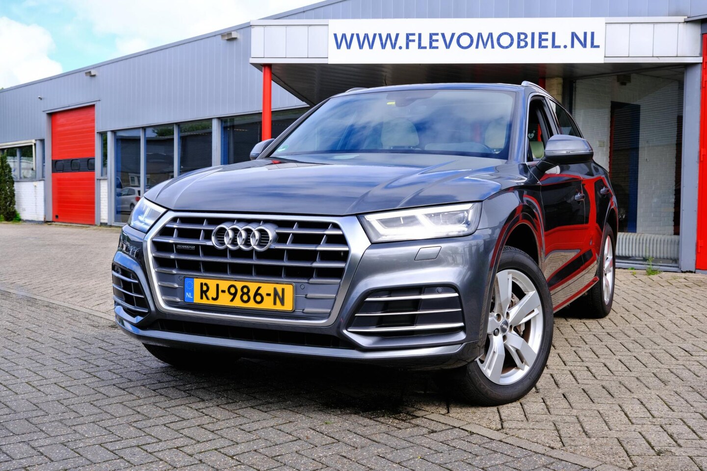 Audi Q5 - 2.0 TDI 190pk quattro Sport S-Line Aut.Pano|1e Eig|Leder|Navi|Clima|LMV - AutoWereld.nl