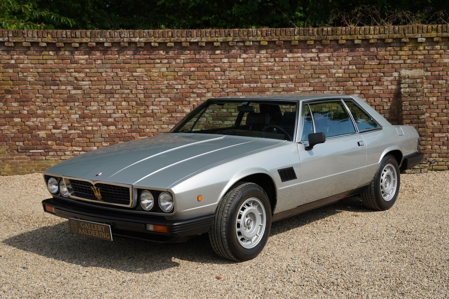 Maserati Kyalami - Manual 5-speed Superb original condition, Extensive history file spanning almost 5 decades - AutoWereld.nl