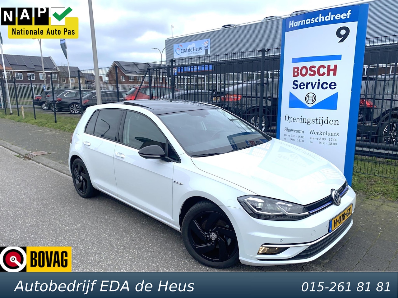 Volkswagen Golf - 5-drs 1.5 TSi 96kW Highline Bns NL-auto met o.a. panoramadak, massage, LED koplampen, navi - AutoWereld.nl