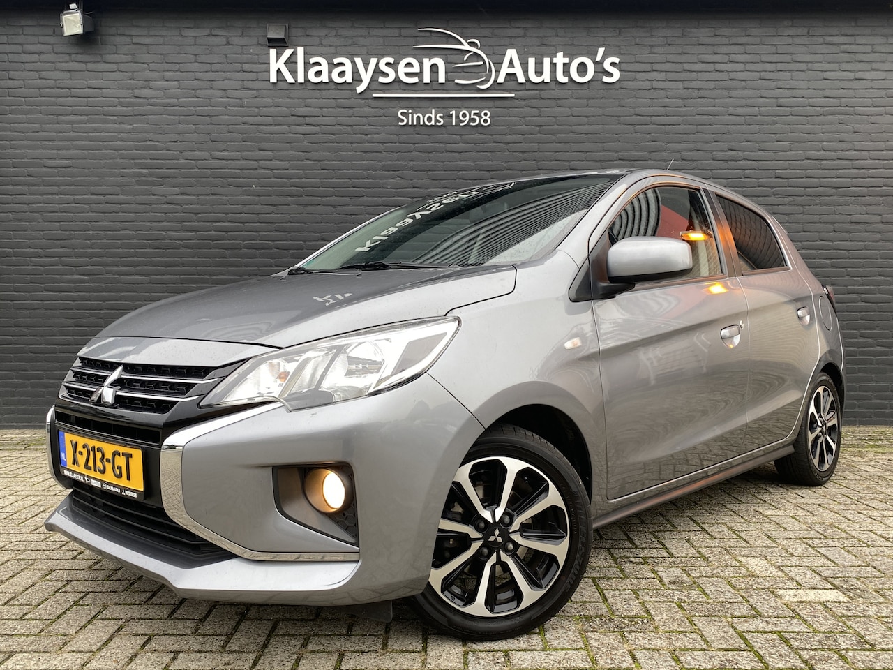 Mitsubishi Space Star - 1.2 Instyle AUT. | 1e eigenaar | dealer onderhouden | navigatie | carplay | cruise | fab. - AutoWereld.nl