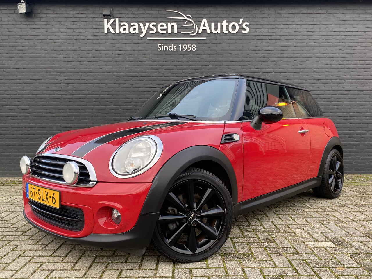 MINI One - Mini 1.6 MINIMALIST Business Line | airco | navigatie | cruise control | lichtmetalen velg - AutoWereld.nl