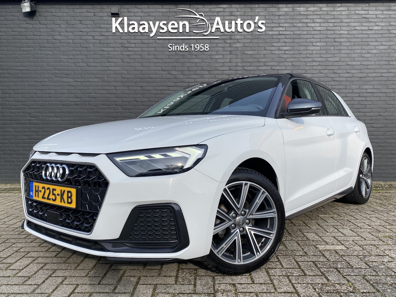 Audi A1 Sportback - 25 TFSI Epic AUT. | 1e eigenaar | dealer onderhouden | apple carplay/android | two tone kl - AutoWereld.nl