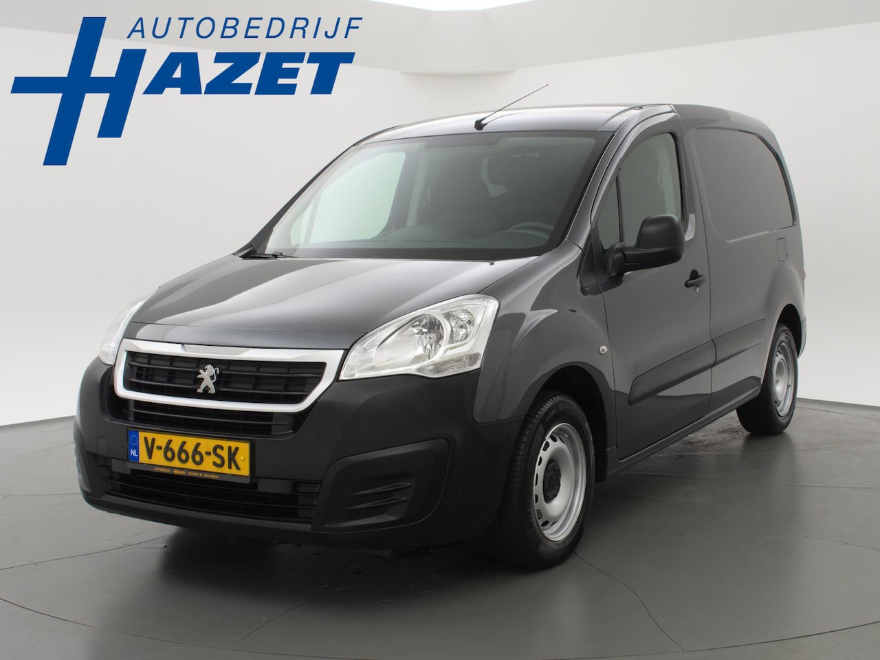 Peugeot Partner - 120 1.6 BlueHDi PREMIUM + TREKHAAK / CRUISE / AIRCO - AutoWereld.nl