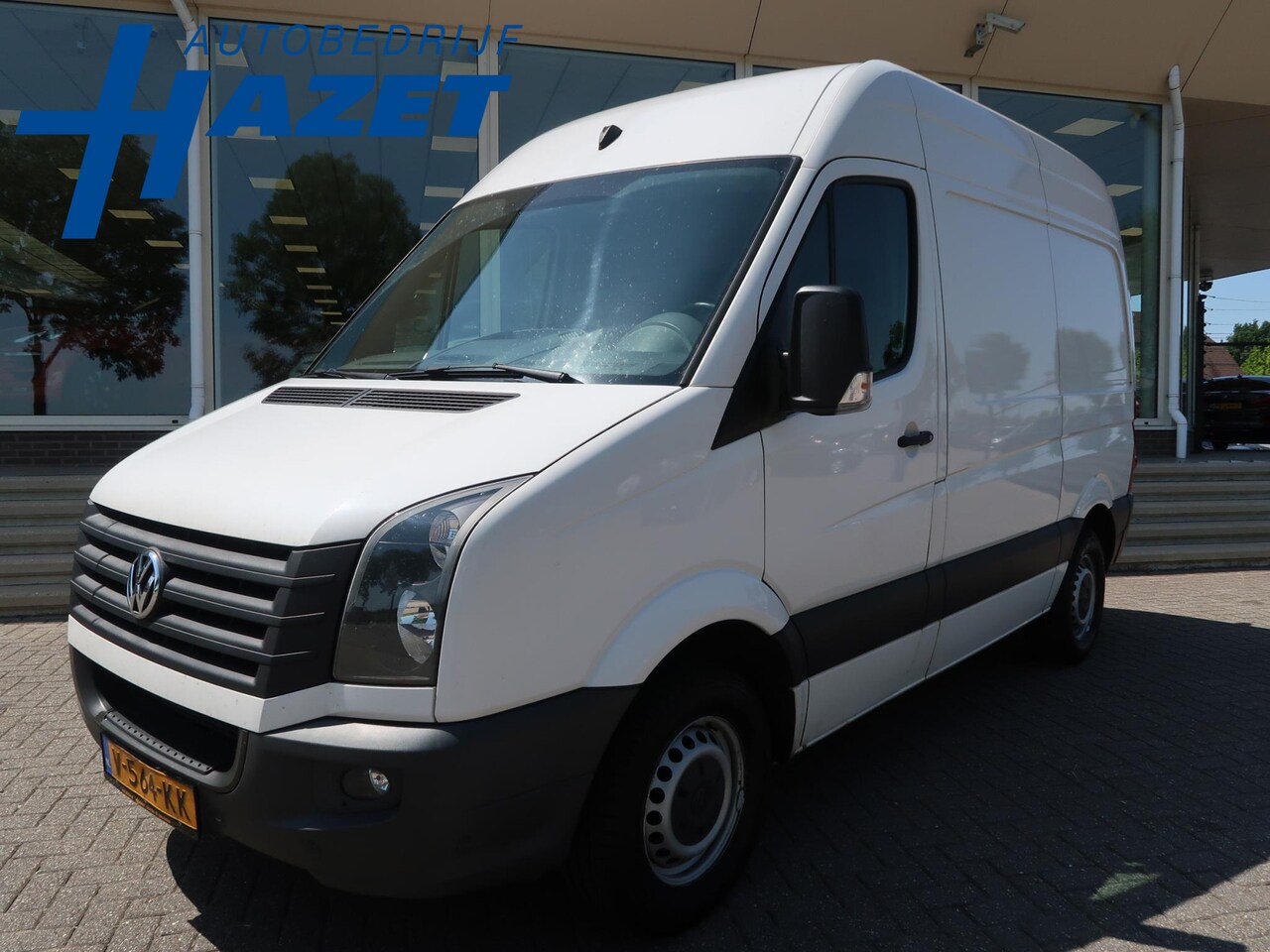 Volkswagen Crafter - 32 2.0 TDI L1H2 + NAVIGATIE / CAMERA / AIRCO / CRUISE - AutoWereld.nl