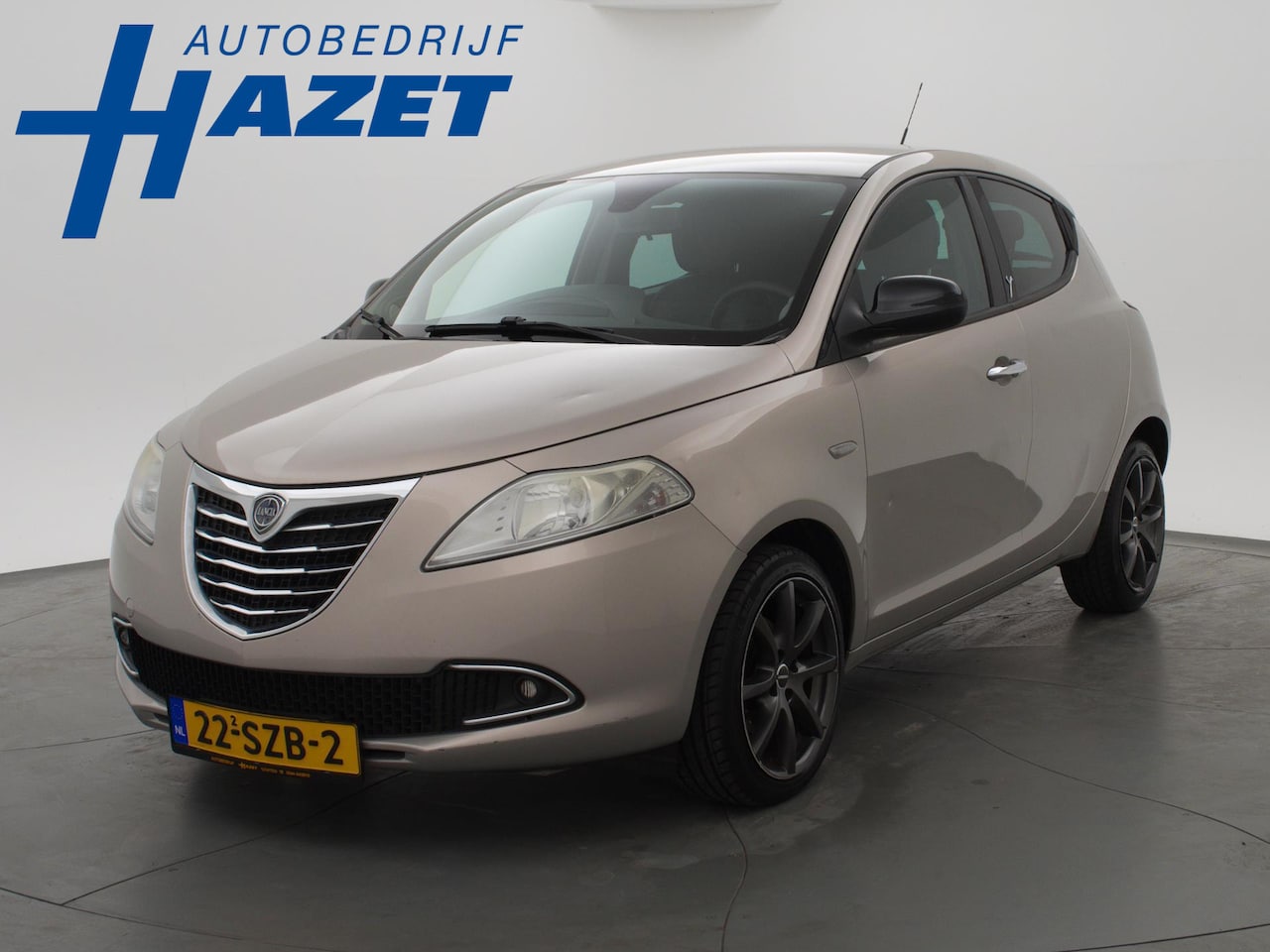 Lancia Y(psilon) - Ypsilon 0.9 TwinAir PLATINUM + CLIMATE / CRUISE CONTROL - AutoWereld.nl