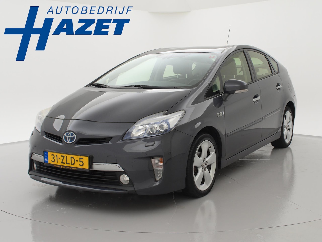 Toyota Prius - 1.8 PLUG-IN EXECUTIVE BUSINESS + HEAD-UP / CAMERA / NAVIGATIE / XENON - AutoWereld.nl