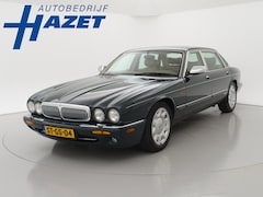 Daimler Super V8 - 4.0 364 PK SUPERCHARGED AUT. *ORIG. NL* + SCHUIFDAK / LEDER / STOELVERW