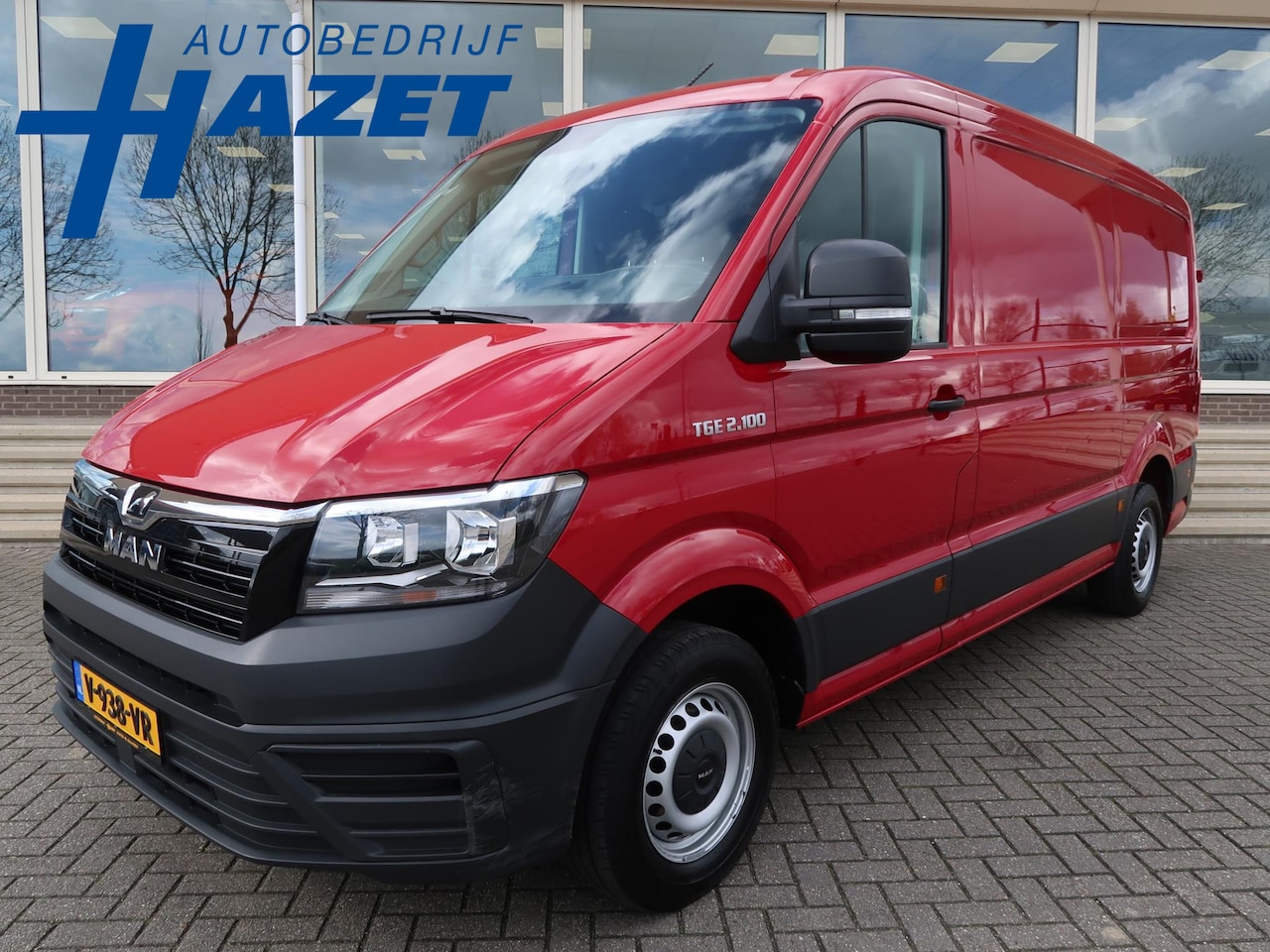 MAN TGE - 30 2.0 TDI + CAMERA / CARPLAY / NAVIGATIE / CRUISE CONTROL - AutoWereld.nl