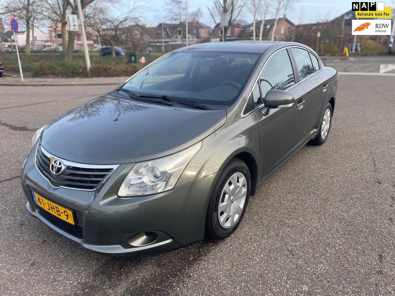 Toyota Avensis - 1.6 VVTi Comfort / airco / elek.pakket / historie / nap…… - AutoWereld.nl