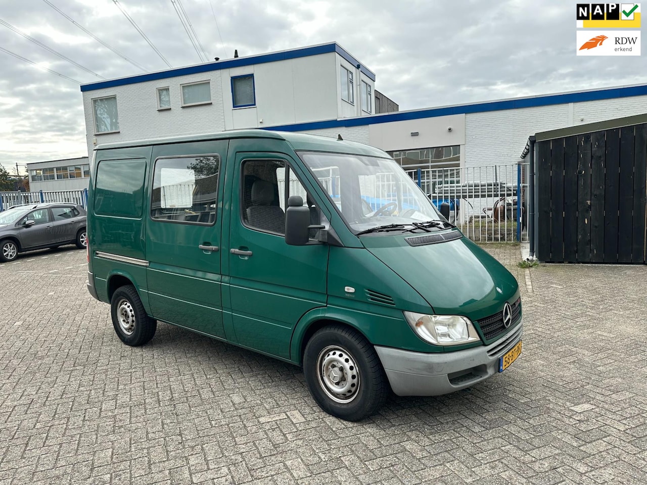 Mercedes-Benz Sprinter - 216 CDI 2.7 300 AANGEPAST INVALIDE BUS Automaat - AutoWereld.nl