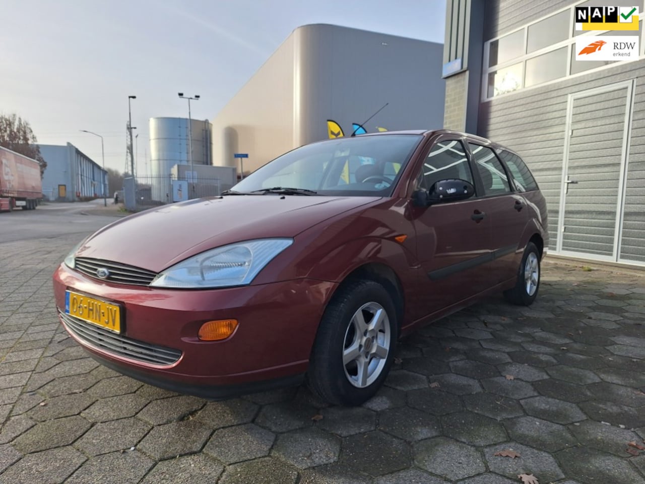 Ford Focus Wagon - 1.4-16V Ambiente / NAP / - AutoWereld.nl