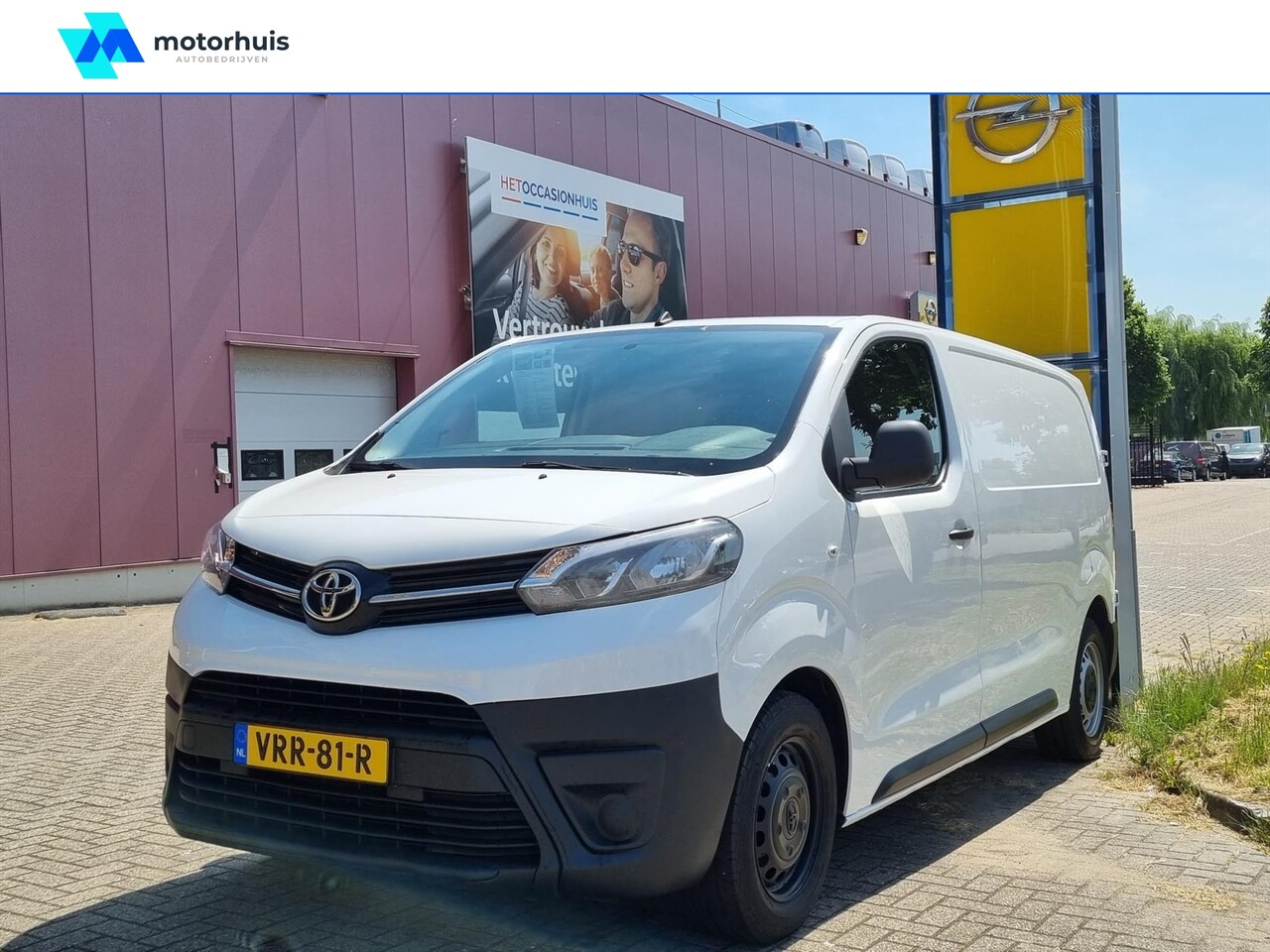 Toyota ProAce Worker - L2H1 |1.6 D-4D | *EURO-6* | Cool Comfort | Airco | Bluetooth | CV | 3 Persoons | - AutoWereld.nl