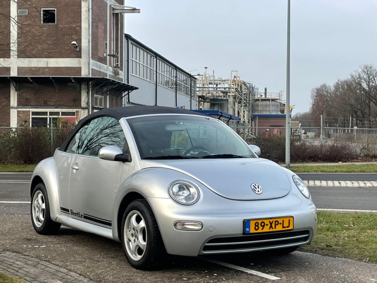 Volkswagen New Beetle Cabriolet - 1.6 Highline 1.6 Highline - AutoWereld.nl