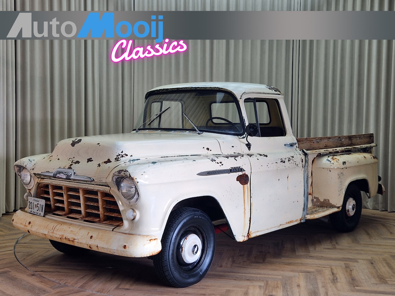 Chevrolet Apache - 3200 V8 / Edelbrock / Automatic / 1956 / Pick Up / Rust free / Original Patina - AutoWereld.nl