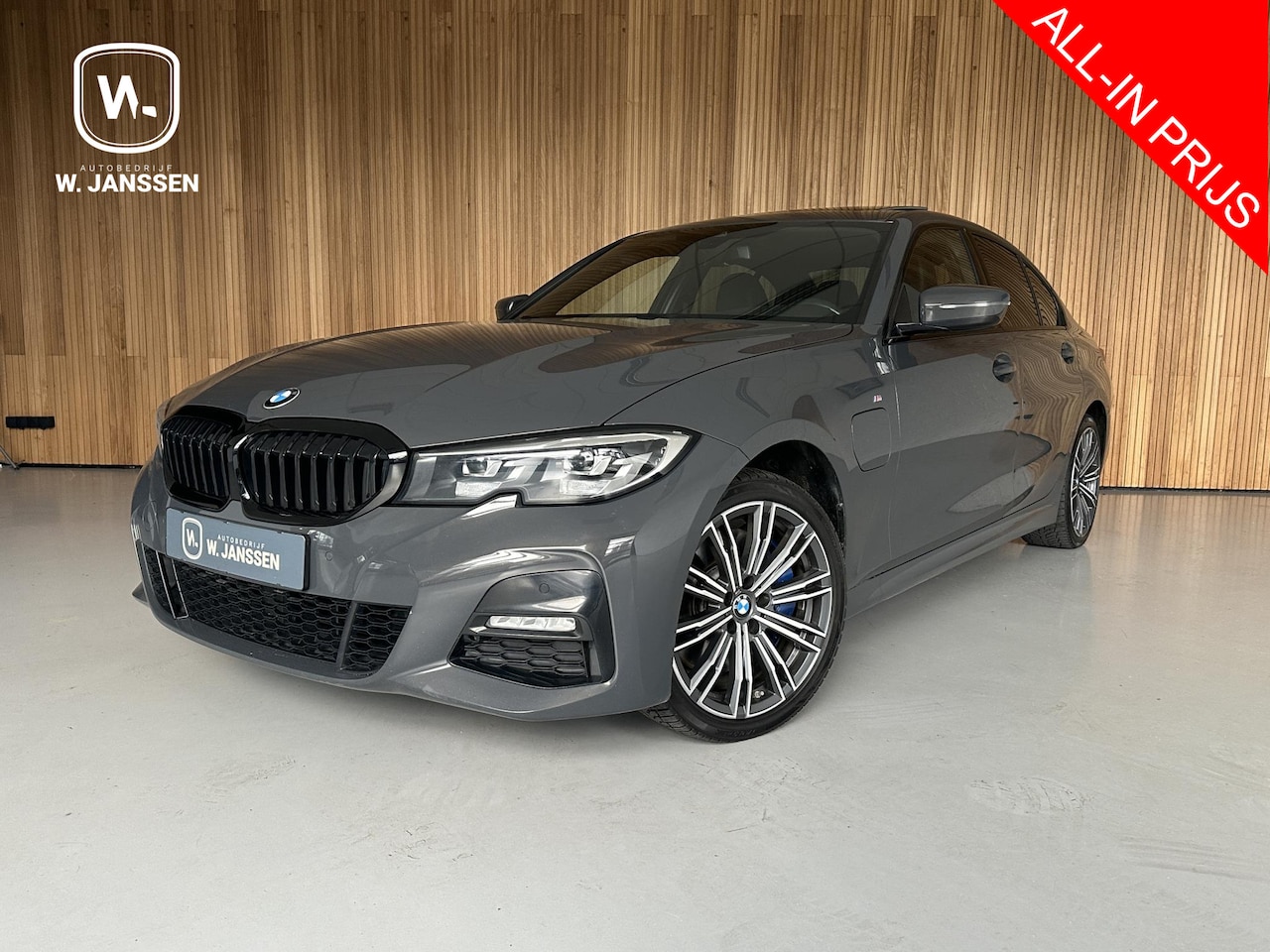 BMW 3-serie - 330e M Sport Pano | Sfeerverlichting | Harman Kardon | Trekhaak - AutoWereld.nl