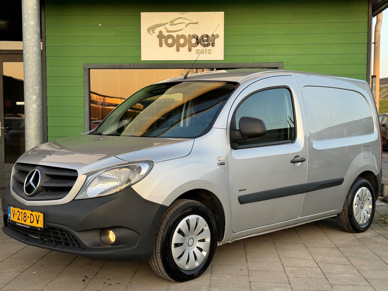 Mercedes-Benz Citan - 108 CDI BlueEFFICIENCY / Met Nieuwe APK / - AutoWereld.nl