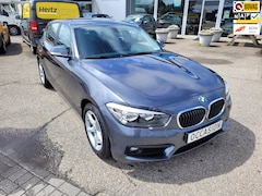 BMW 1-serie - 116i Executive Advantage . Navi Climate PDC LM velgen LED Stoelverwarming Cruise