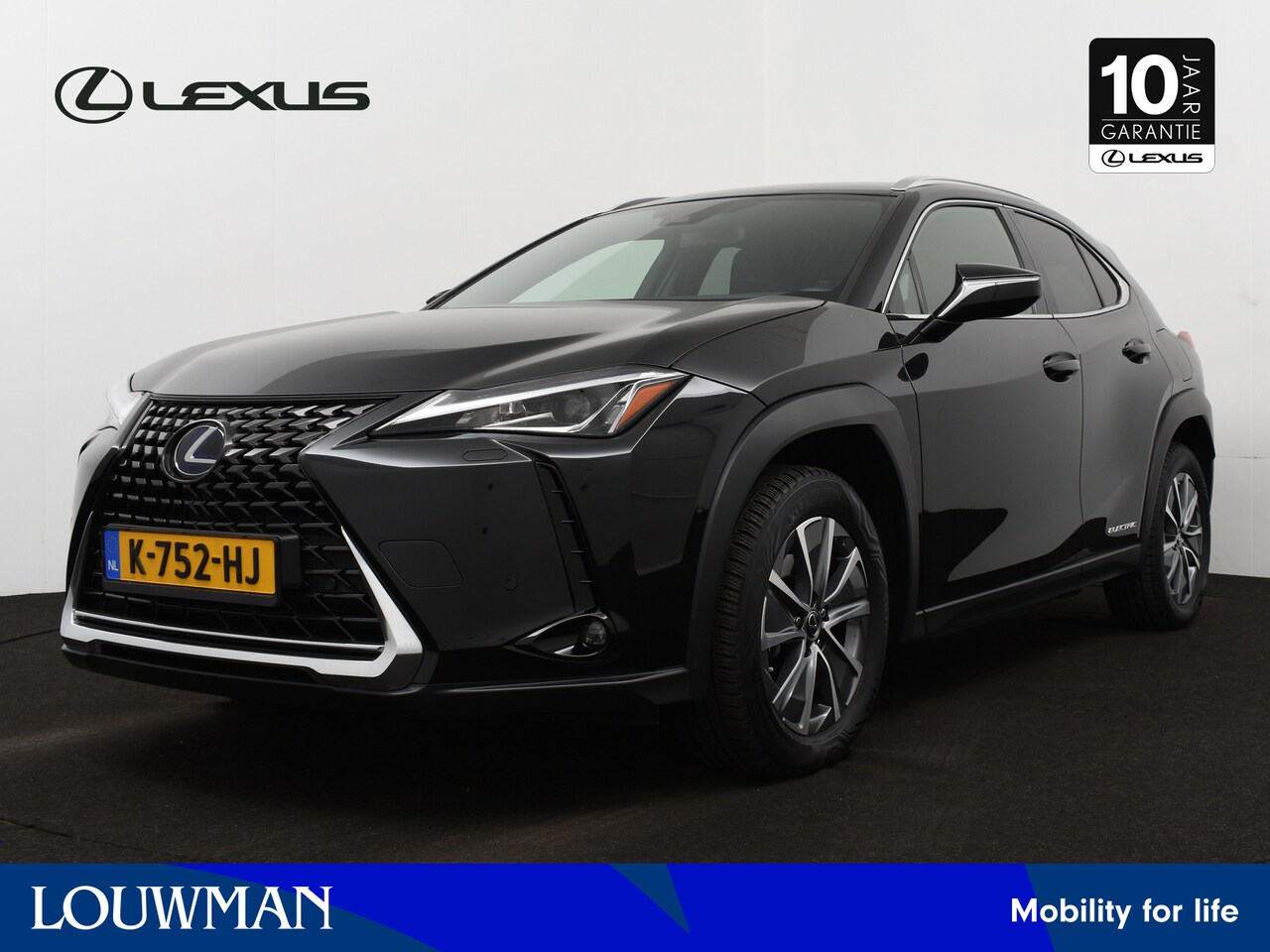 Lexus UX - 300e Luxury | Lederen Bekleding |Stoelverwarming & -Koeling | Apple Carplay & Android Auto - AutoWereld.nl