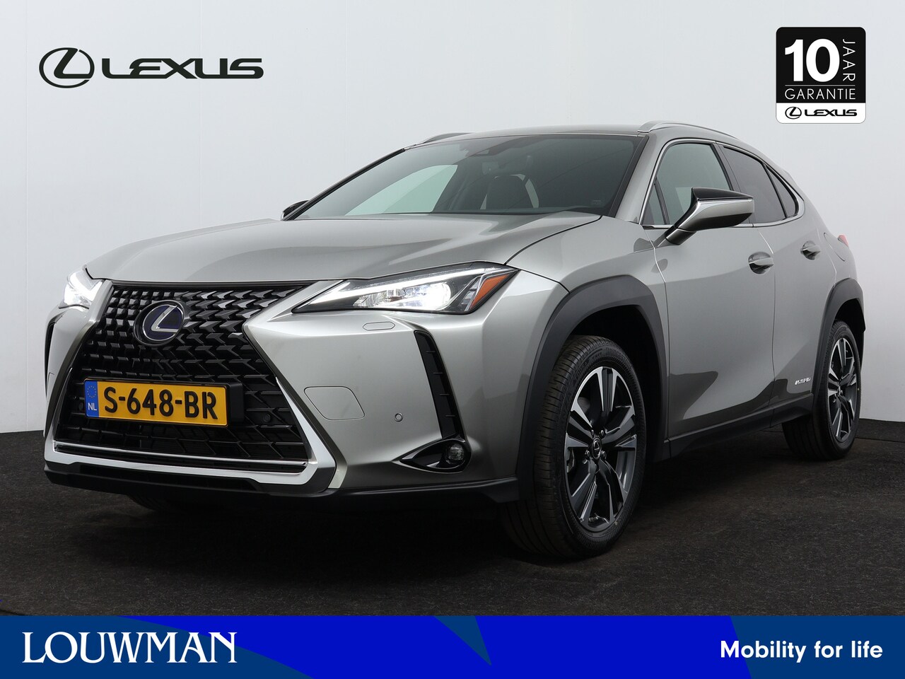 Lexus UX - 250h Preference Line | Apple Carplay-Android Auto | Spraakbediening | Parkeercamera | - AutoWereld.nl