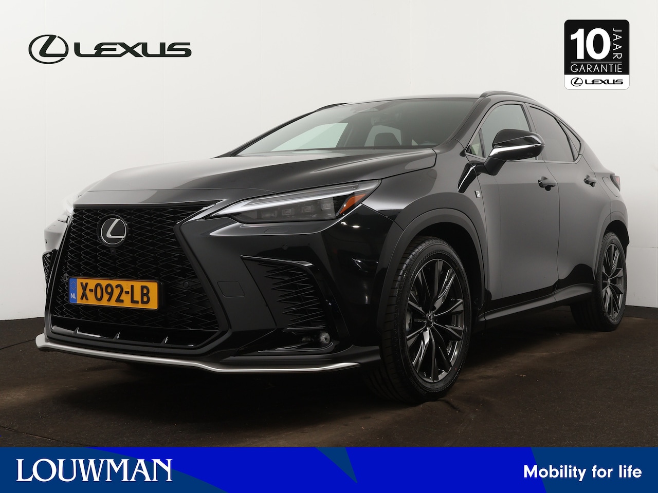 Lexus NX - 450h+ AWD F Sport Line | Schuif-kanteldak | - AutoWereld.nl