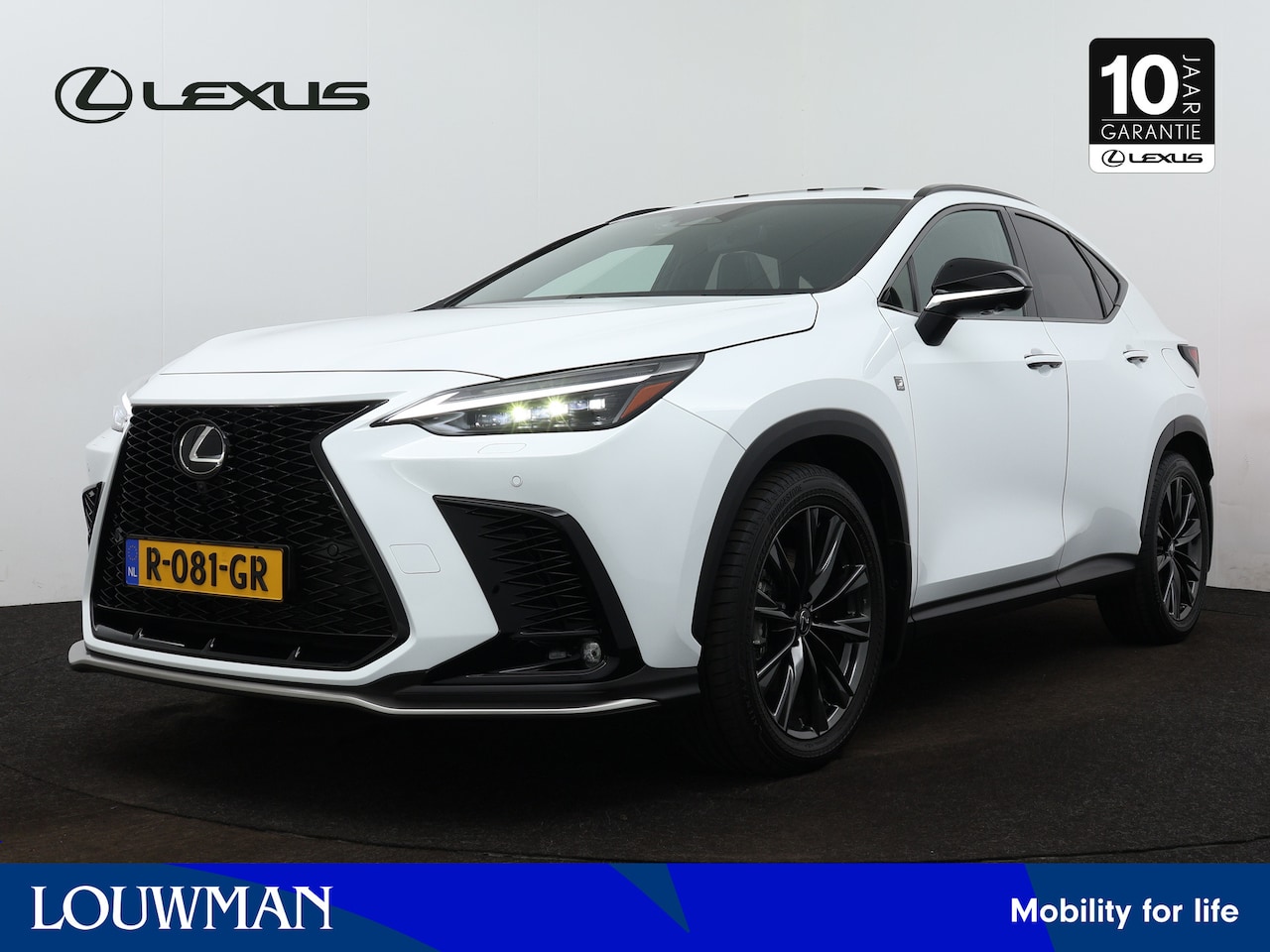 Lexus NX - 450h+ AWD F Sport Line | Adaptief Onderstel | Head Up Display | Draadloos Apple Carplay | - AutoWereld.nl