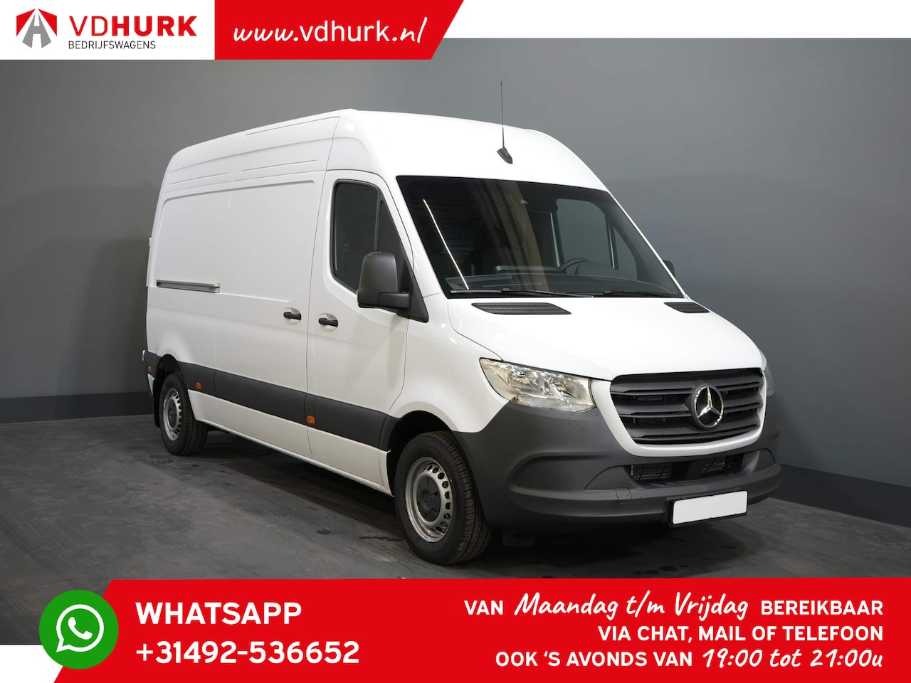 Mercedes-Benz Sprinter - 315 CDI Aut. L2H2 3.5t GVW/ MBUX/ Navi/ Carplay/ Cruise/ Camera/ Voorruitverw. - AutoWereld.nl