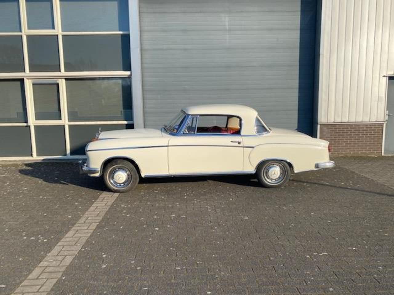 Mercedes-Benz 220 - 220S Ponton Coupe Bouwjaar 1957 - AutoWereld.nl