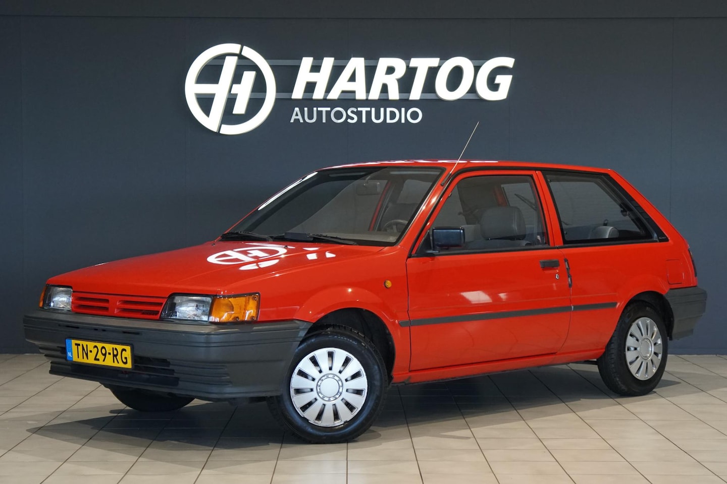 Nissan Sunny - 1.3 Trend 1988 HATCHBACK *EERSTE EIGENAAR* - AutoWereld.nl