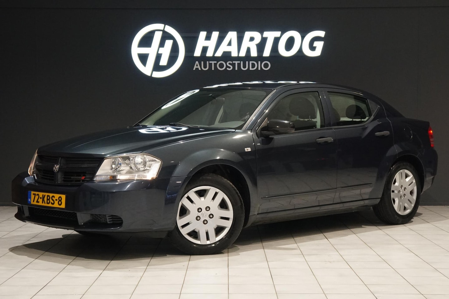 Dodge Avenger - 2.0 SE Business Edition ORIGINEEL NEDERLANDS + CRUISE CONTROL / AIRCO - AutoWereld.nl