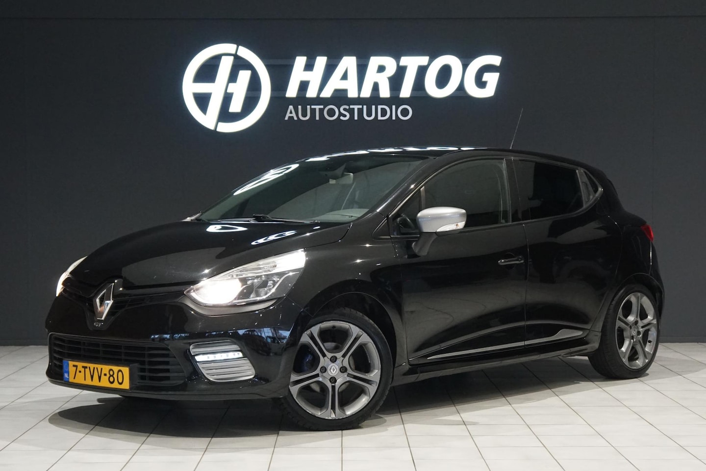 Renault Clio - 1.2 GT 120PK + AUTOMAAT / AFN. TREKHAAK - AutoWereld.nl