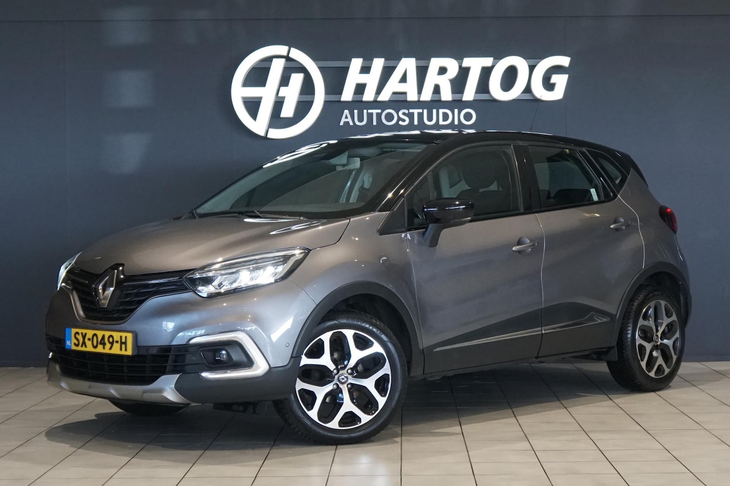 Renault Captur - 0.9 TCe Intens + CAMERA / TREKHAAK / KEYLESS - AutoWereld.nl