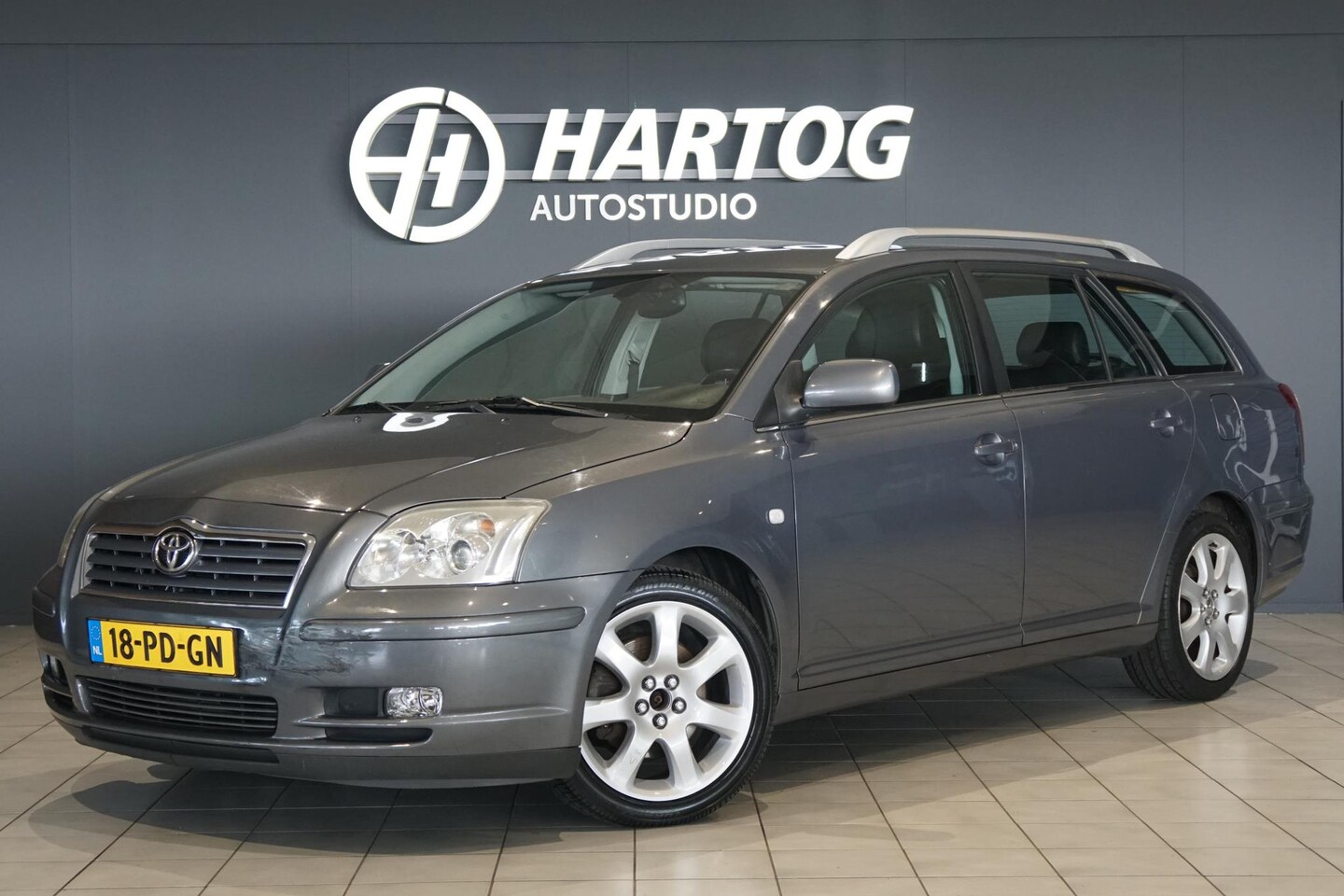 Toyota Avensis Wagon - 2.0 VVTi Linea Luna 2.0 VVTi Linea Luna - AutoWereld.nl