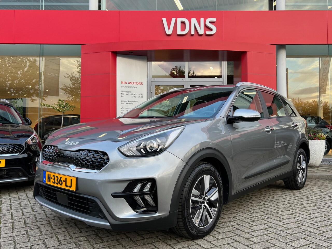 Kia Niro - 1.6 GDi Hybrid DynamicLine Info: Roel 0492-588951 Info Roel 0492-588951 - AutoWereld.nl