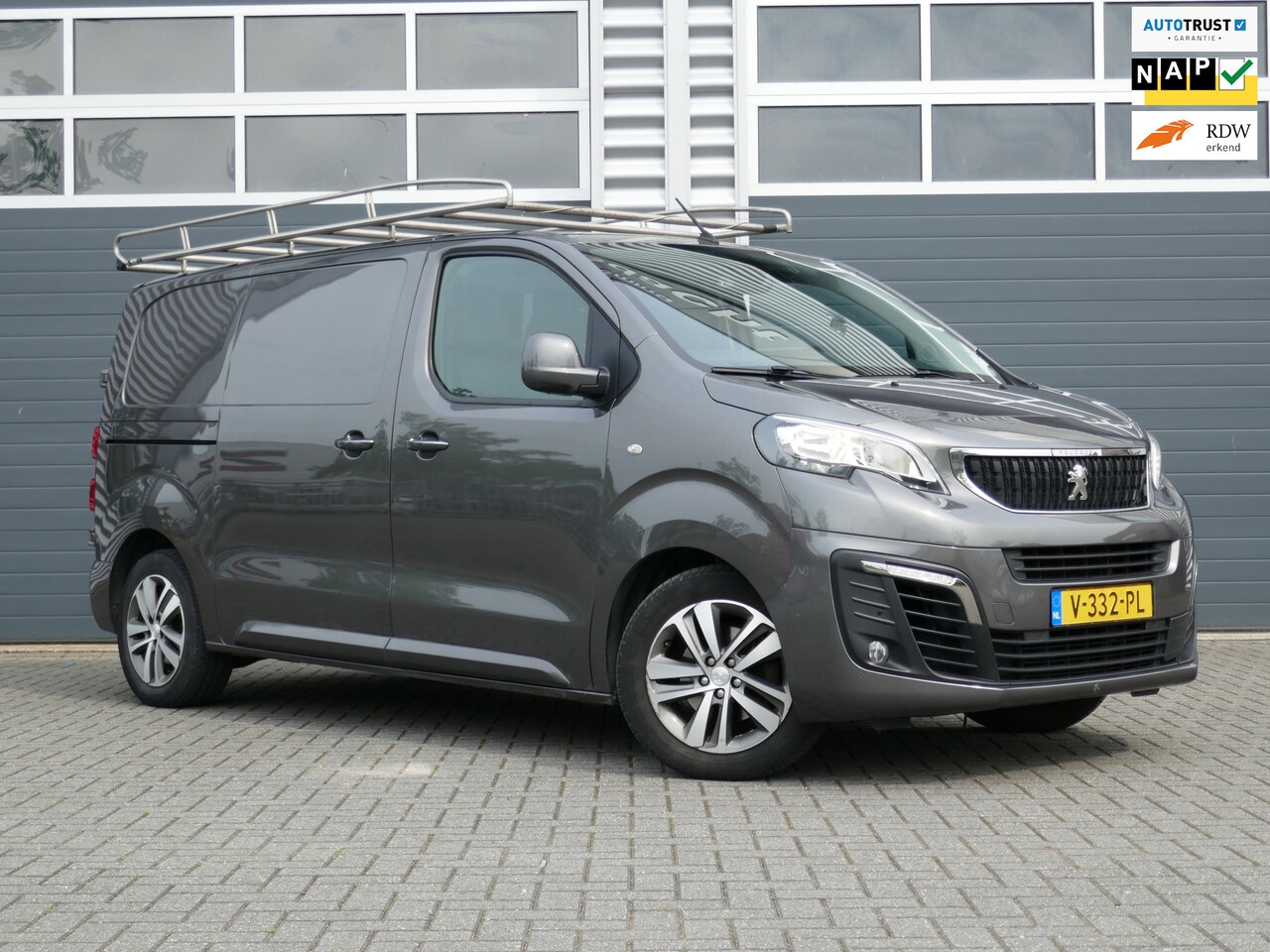 Peugeot Expert - 231S 2.0 BlueHDI 180 Premium Pack 231S 2.0 BlueHDI 180 Premium Pack - AutoWereld.nl