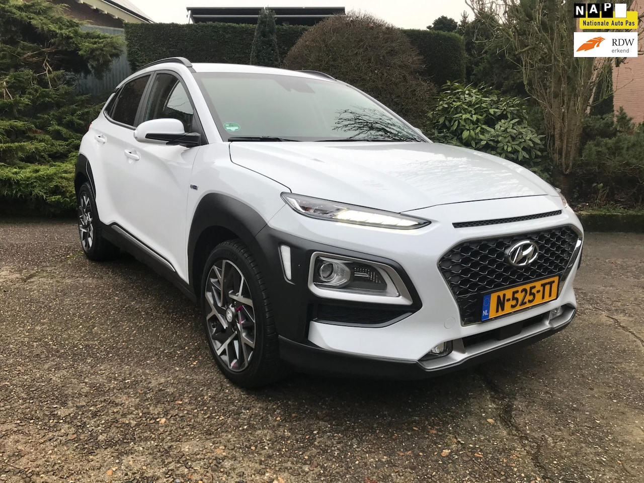 Hyundai Kona - 1.6 GDI HEV Fashion Design 1.6 GDI HEV Fashion Design, LED, 18'', Navi, Cam., Nieuwstaat! - AutoWereld.nl