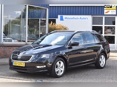 Skoda Octavia Combi - 1.0 TSI Greentech Ambition Business 132dkm DSG Apple CarPlay Clima Cruise PDC Nwe APK