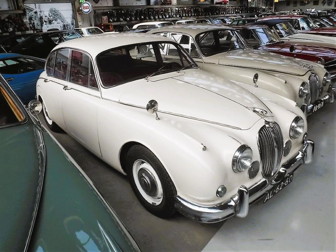 Jaguar Mark II - mooi interieur!! - AutoWereld.nl